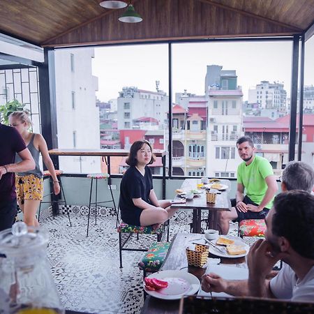Halley Hostel Ханой Екстериор снимка