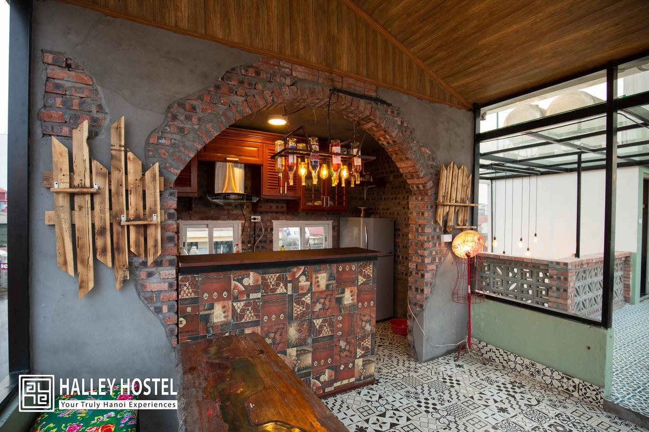 Halley Hostel Ханой Екстериор снимка
