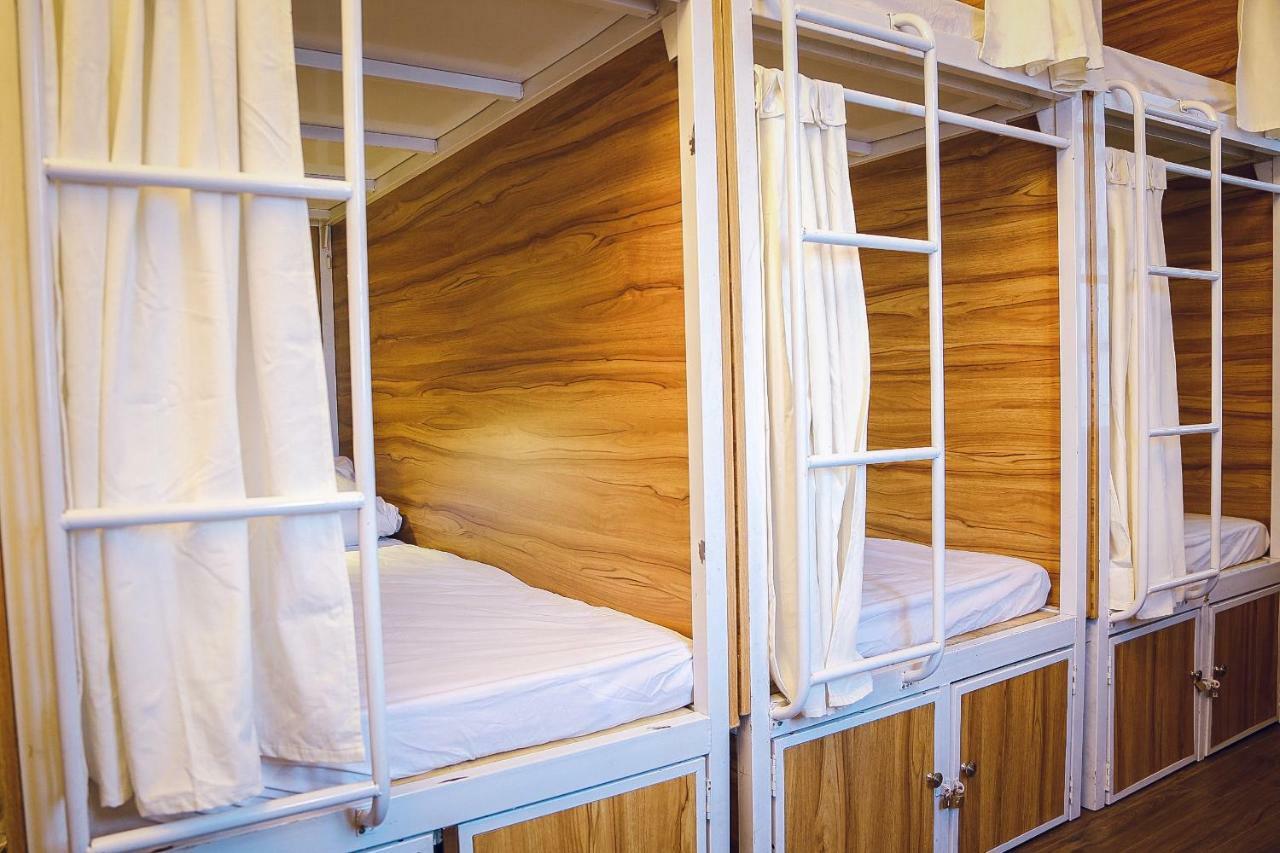 Halley Hostel Ханой Екстериор снимка