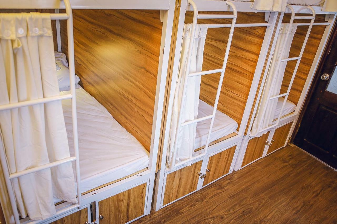 Halley Hostel Ханой Екстериор снимка